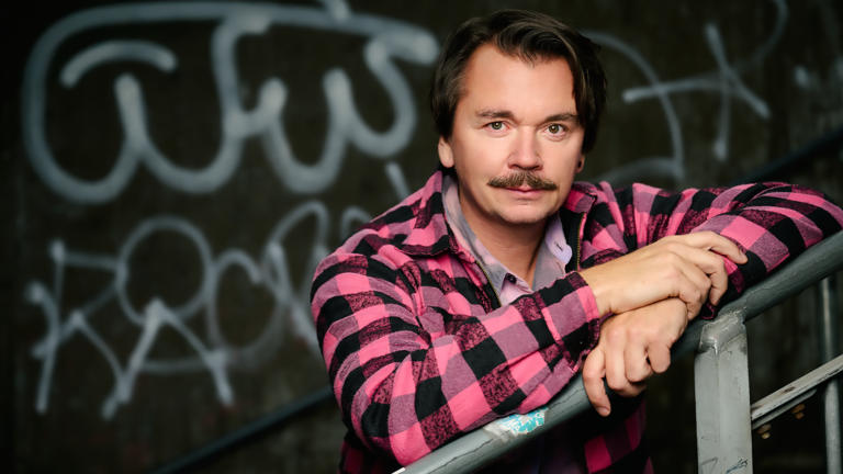 Vi måste hålla kontakten